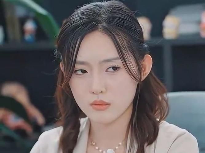 离婚后我成全球首富的女儿封面