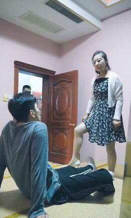 绝世医仙封面
