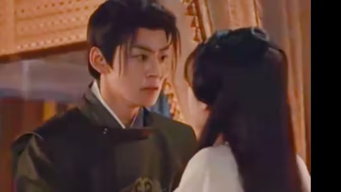 绝色王妃倾天下封面