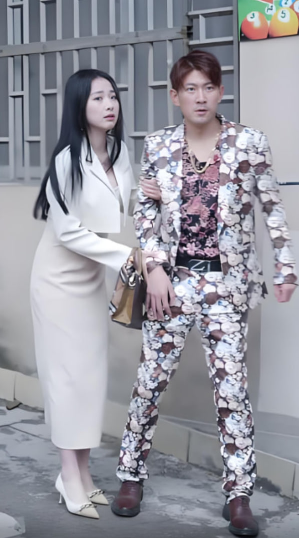 温柔的诱惑第四版（销魂蚀骨）（粉葡萄的诱惑）封面