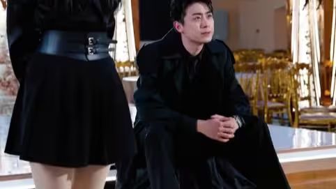 隐龙至尊封面