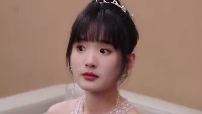 傅少，您夫人马甲藏不住了封面