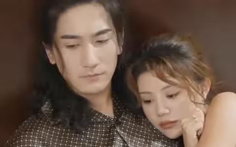 战神的美女老婆封面