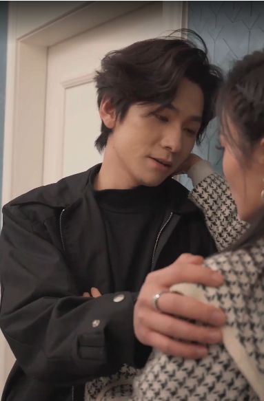 别惹前妻封面