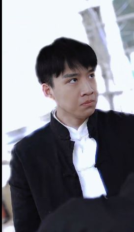 龙尊判官封面